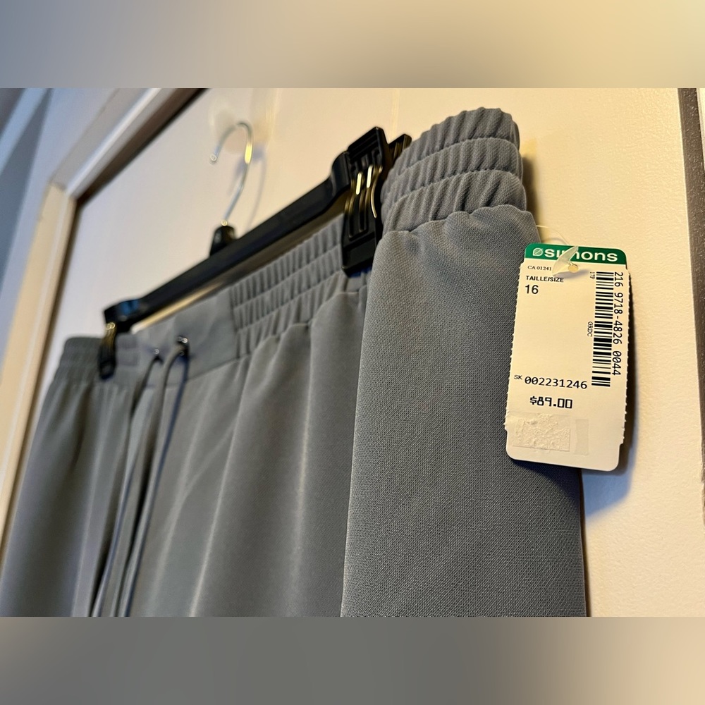 BNWT - Simons CONTEMPORAINE pull-on pants, blue grey, size 16